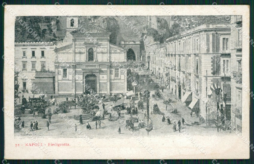 Napoli Piedigrotta cartolina ZKM9877 – fronte