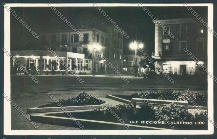 Rimini Riccione Foto cartolina ZT3142 – fronte